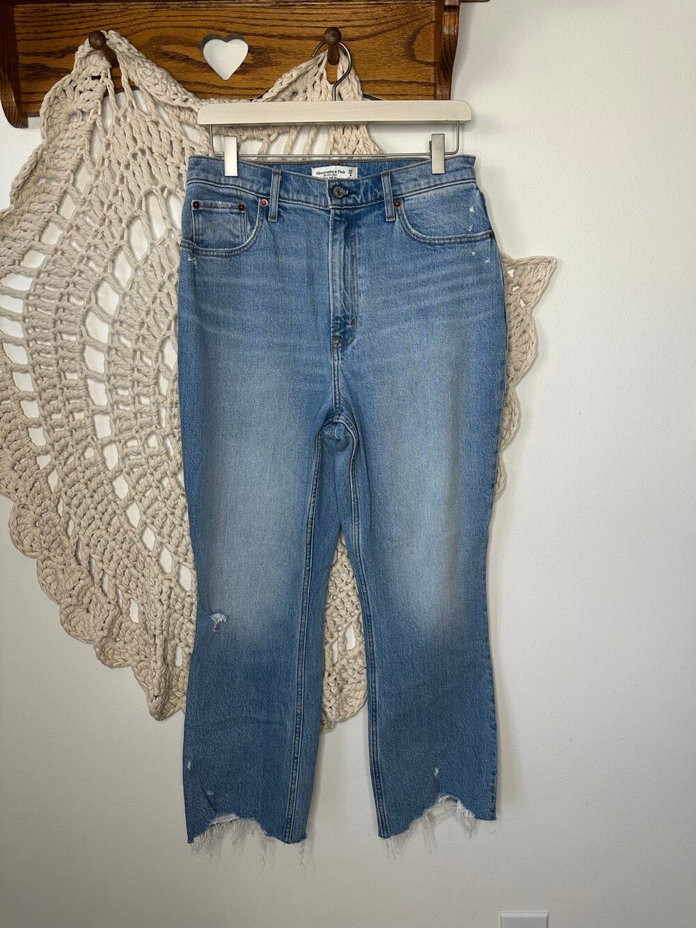 Abercrombie & Fitch The Kick Flare Ultra High Rise Size 8/29